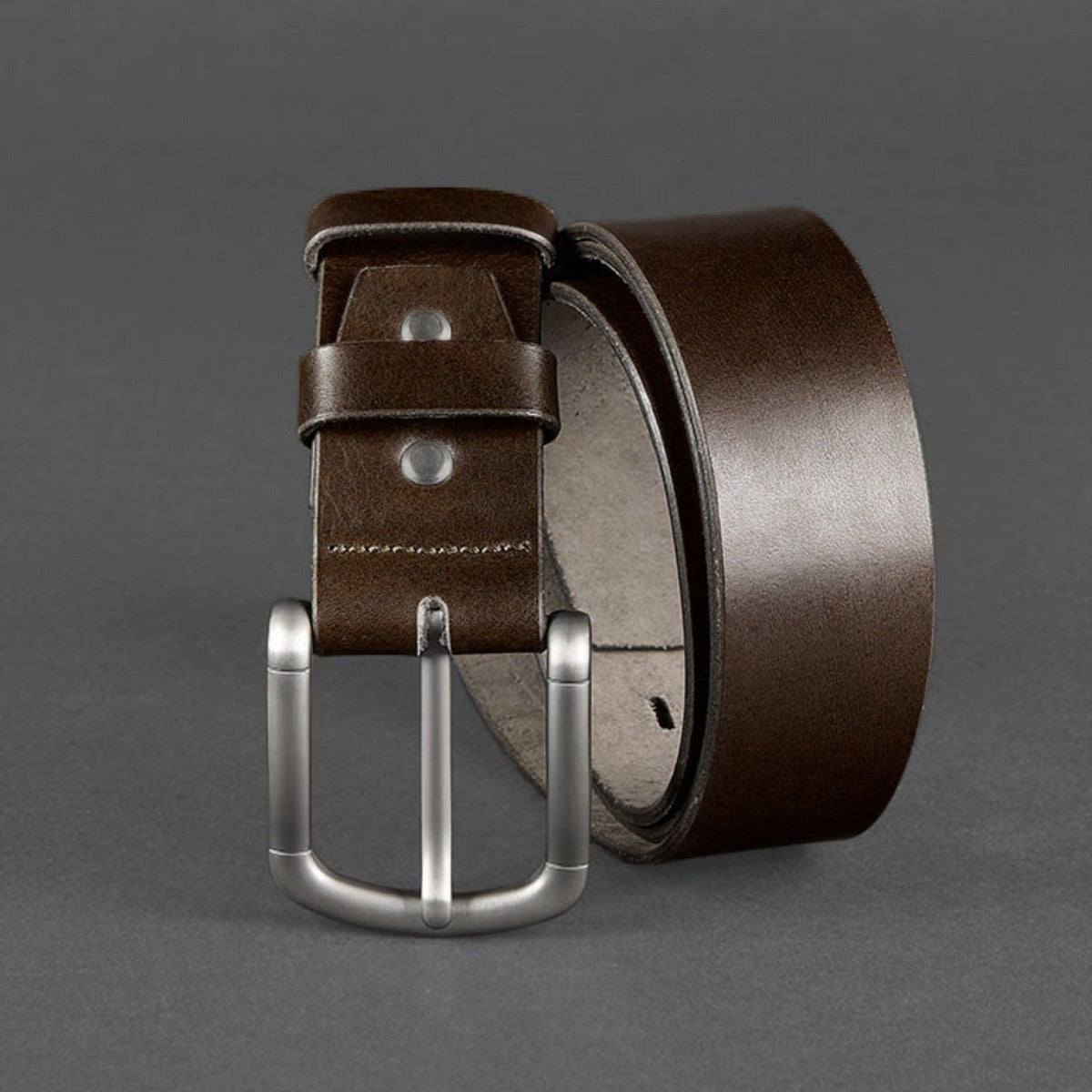 Men's Handmade Brown Leather Jeans Belt, alternate angle 1
